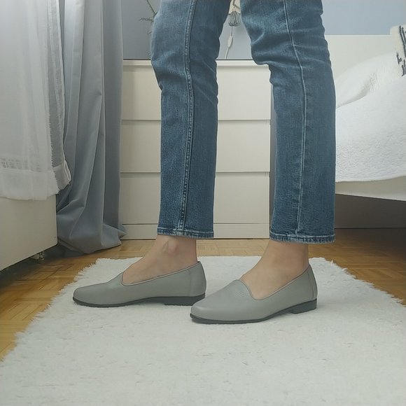 Grey Leather Loafers Size 9.5WW - Picture 5 of 11